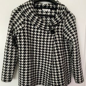 Cleo two button closure. New used condition.